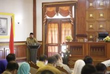 Bupati Siak H Alfedri menyampaikan sambutan pada pertemuan dengan BRG/lin