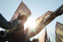 Ratusan suporter PSPS Riau, Curva Nord Datangi Kantor PT CPI Rumbai, Kamis Siang.