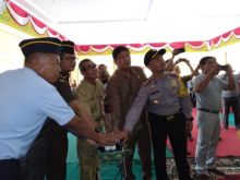 Bupati Kuansing Drs. H. Mursini, M.Si melakukan penekanan tombol tanda launching E-ICJS/zar