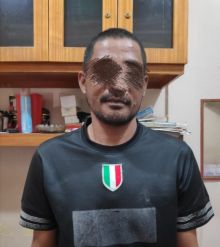 Pria  berinisial SW (43), warga Kecamatan Gaung Anak Serka, Kabupaten Inhil diamankan Polisi/rgo