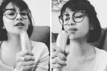 Vanessa Angel pegang 'mic' menyanyikan lagu untuk mantan pacarnya (foto/int)