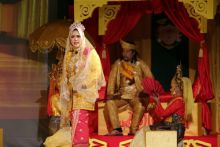 Pentas Perdana Mencencang Air di TMII Jakarta/zar