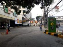 Giant Mampang di Jakarta tutup hari ini (foto/int)