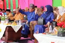 HM Wardan melepas pawai Taaruf MTQ tahun 2019/ADV