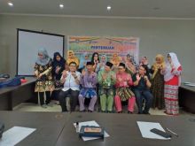 Acara pertemuan evaluasi  penggunaan obat rasional bagi Petugas Puskesmas/hari