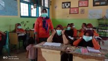 Pembagian masker kepada siswa di Bengkalis/hari