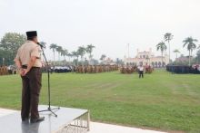 Bupati Siak H Alfedri saat memimpin apel bersama Senin/lin