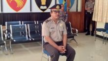 perwira polisi Satuan Sabhara Polres Kendari Inspektur Dua (Ipda) Triadi yang dipecat karena melalaikan tugas lebih dari 30 hari tanpa izin pimpinan sebab jadi tukang ojek (foto/int)