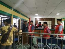 Agenda persidangan pembacaan tuntutan dugaan kepemilikan 37 kilogram sabu, 75 ribu pil ekstasi dan 10 ribu happy five kembali ditunda/hari