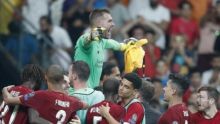 Adrian yang tampil gemilang dan berperan besar mengantar Liverpool meraih gelar Piala Super Eropa. Foto: int 