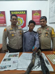 Kepolisian Resor Indragiri Hulu ( Polres Inhu) Resmi menjadikan AR sebagai tersangka/azi