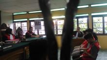 Jaksa Penuntut Umum (JPU) Kejaksaan Negeri Bengkalis membacakan tuntutan terhadap 5 orang terdakwa/hari