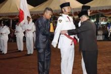 Bupati Amril Mukminin mengukuhkan Paskibra Bengkalis tahun 2019/hari