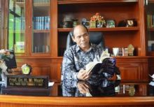 Ketua MUI Riau, HN Nazir Karim