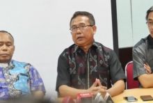 Pendeta Gomar Gultom 