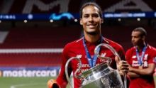 Virgil van Dijk menjadi salah satu unggulan peraih penghargaan pemain terbaik FIFA tahun 2019. Foto: int 