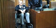 Gunakan Kursi Roda, Kivlan Zen Hadiri Sidang Kepemilikan Senpi Ilegal