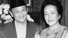Netizen doakan Presiden RI ke-3 BJ Habibie bertemu Ibu Ainun di surga (foto/int)