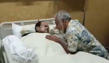 Xanana Gusmao menjenguk Habibie yang tengah dirawat di rumah sakit. Foto: int 