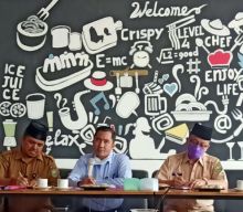  Kepala Dinas Pariwisata Kabupaten Siak Drs H. Fauzi Asni saat mengelar Konferensi Pers dengan awak media Senin (16/09/2019)/lin