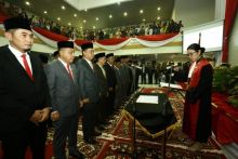 Pelantikan anggota DPRD Inhil periode 2019-2014/rgo