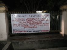 Kabut asap di Riau belum membaik, warga mulai bentangkan spanduk kekecewaan (foto/int)