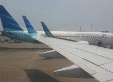 Satu pesawat Garuda Indonesia sempat delay karena jarak pandang terganggu di Bandara SSK II, sehingga Mentan Andi Amran membatalkan kunjungannya ke Pekanbaru (foto/int)