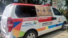 Ambulans yang jadi korban kebrutalan oknum aparat/foto:suara.com