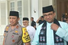 Gubernur DKI Jakarta Anies Baswedan bersama Kapolda Metro Jaya Irjen Pol Gatot Eddy Pramono. Foto: int