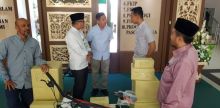 Sejumlah hadiah bagi peserta gerak jalan
