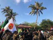Pelantikan pengurus GP Ansor Trenggalek dan Apel Siaga 4000 Banser dilaksanakan di Pantai Prigi, Minggu (13/10/2019). Foto /Ist