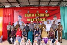Polres Dumai laksanakan bhakti kesehatan dan sosial (foto/dika)