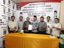 Aipda Mustofa ikut mendaftar penjaringan bupati dan wakil bupati Inhu di DPD PKS Inhu