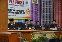 Pimpinan DPRD Kabupaten Bengkalis telah mengambil sumpah dan janji (foto/hari)