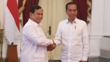 Ketua Umum Gerindra Prabowo Subianto dan Joko Widodo. 