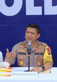 Kapolda Riau Irjen Pol Agung Setya Imam Effendi