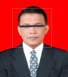 Ternyata sesosok mayat tersebut merupakan Ikhwanul berjenis kelamin laki-laki, yang diketahui bekerja sebagai karyawan swasta di Siak (foto/lin)