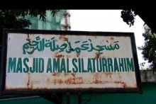 Masjid Amal Silaturrahim di Medan Area, Kota Medan diserang dan dijarah sekelompok massa. (Foto: iNews)
