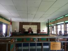 AA warga Kecamatan Rupat yang ditangkap tim opsnal Polsek Rupat, Kabupaten Bengkalis pada awal Oktober 2019 lalu ajukan praperadilan (foto/hari)