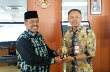 Pemerintah Kabupaten Siak meningkatkan kualitas pelaksanaan pelayanan publik (foto/Lin)