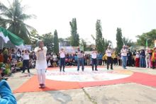 Lomba Handy Hygiene dance enam langkah mencuci tangan menurut WHO dalam rangka peringatan hari kesehatan Nasional Indonesia ke-55 dengan tema generasi sehat (foto/Rgo)