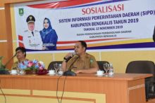 Pemerintah Kabupaten Bengkalis melalui Badan Perencanaan Pembangunan  Daerah (Bappeda) menyelenggarakan kegiatan sosialisasi  Sistem Informasi Pemerintahan Daerah (foto/Hari)
