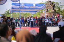 Bupati Siak Alfedri MSi menutup event bergengsi Siak Internasional Serindit Race Tahun 2019 (foto/lin)