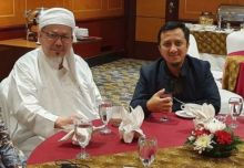 Ustaz Yusuf Mansur unggah foto bareng Ustaz Tengku Zulkarnain (foto/int)