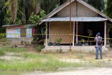 Warung Kopi yang digunakan untuk melakukan Pencurian Minyak (Ilegal Taping) milik PT CPI. Foto. Amri