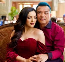 Ashanty dirangkul mesra Anang Hermansyah (foto/int)