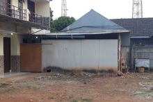 Junaedi yang gantung diri ditemukan di gudang alat elektronik tempatnya bekerja di Rawalumbu, Kota Bekasi (foto/int)