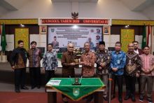 Rektor Resmikan Pusat Studi Asia Pasifik di Fisipol UIR