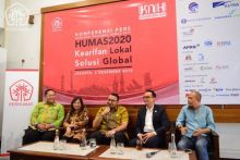 etua Umum BPP Perhumas, Agung Laksamana didampingi sejumlah pengurus Perhumas dan Panitia KNH 2019 menggelar konferensi pers di Jakarta, Rabu (4/1