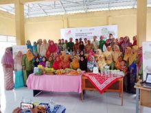 Para peserta pelatihan Pemberdayaan Perempuan yang diselenggarakan PT AA-Sinar Mas